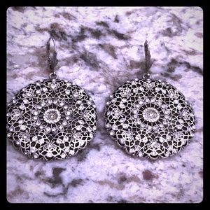 Beautiful filigree silver earrings with crystals